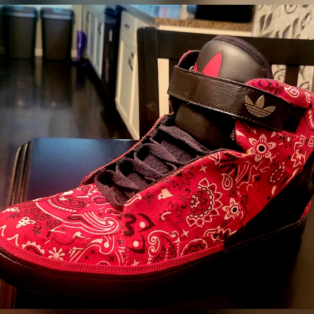 Custom made one of a kind  Men's Adidas size 11 and a 1/2